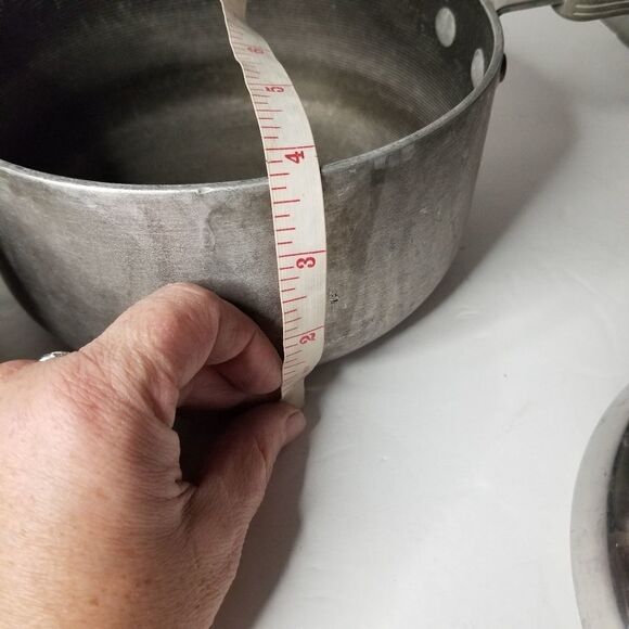 Circulon pots with lids set - Picture 9 of 11